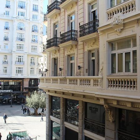 El Hostall Madrid Exterior photo